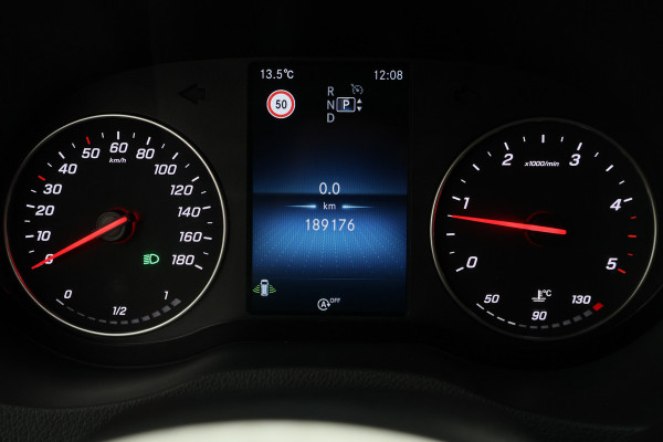 Mercedes-Benz Sprinter 314 2.2 CDI Automaat L2H2 3-Zits, LED, Climate, Camera, Cruise, Navigatie, Bluetooth, Trekhaak, 16''