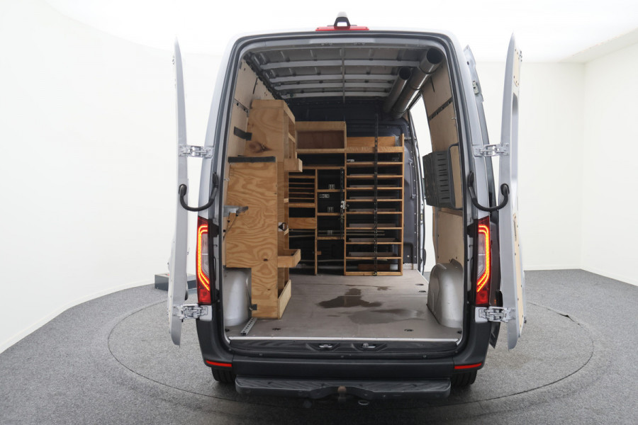 Mercedes-Benz Sprinter 314 2.2 CDI Automaat L2H2 3-Zits, LED, Climate, Camera, Cruise, Navigatie, Bluetooth, Trekhaak, 16''