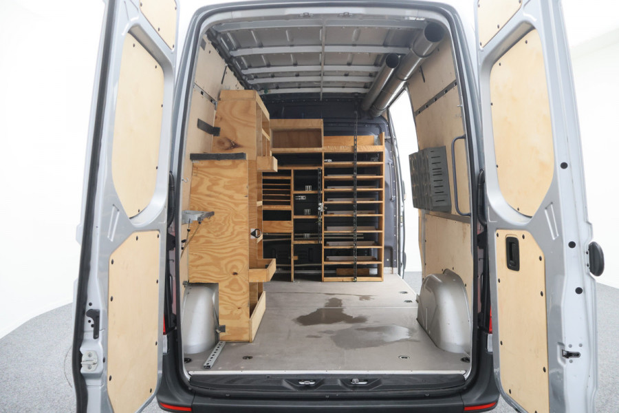 Mercedes-Benz Sprinter 314 2.2 CDI Automaat L2H2 3-Zits, LED, Climate, Camera, Cruise, Navigatie, Bluetooth, Trekhaak, 16''