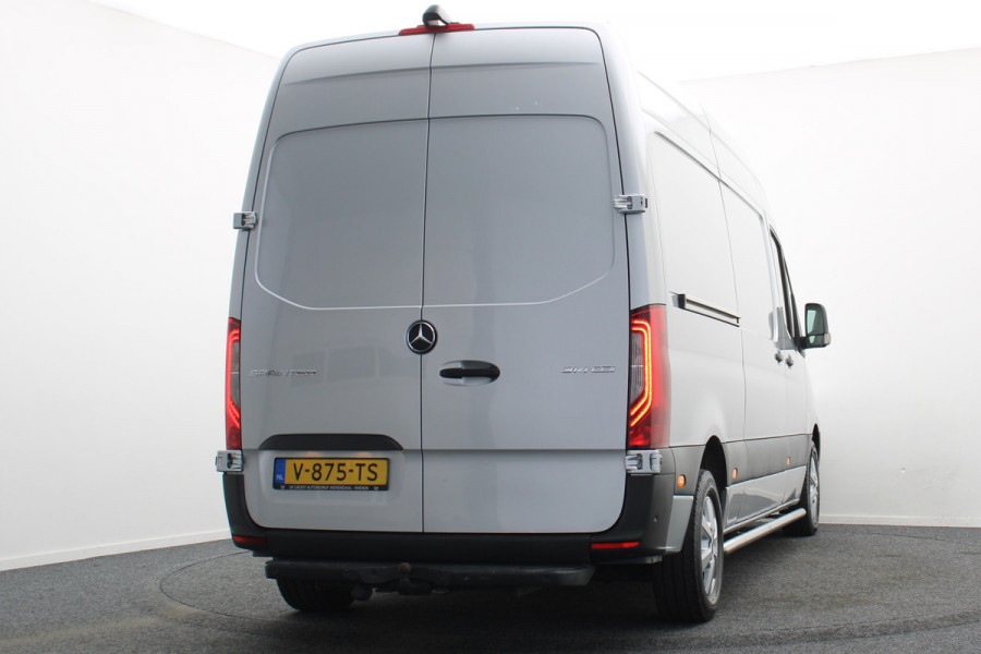 Mercedes-Benz Sprinter 314 2.2 CDI Automaat L2H2 3-Zits, LED, Climate, Camera, Cruise, Navigatie, Bluetooth, Trekhaak, 16''