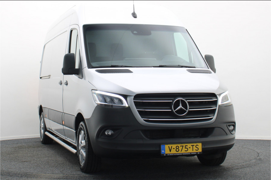 Mercedes-Benz Sprinter 314 2.2 CDI Automaat L2H2 3-Zits, LED, Climate, Camera, Cruise, Navigatie, Bluetooth, Trekhaak, 16''