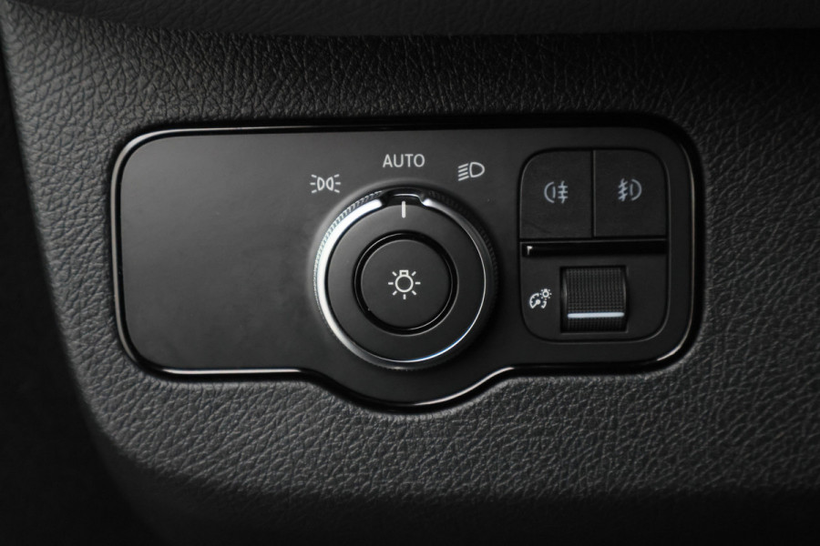 Mercedes-Benz Sprinter 314 2.2 CDI Automaat L2H2 3-Zits, LED, Climate, Camera, Cruise, Navigatie, Bluetooth, Trekhaak, 16''