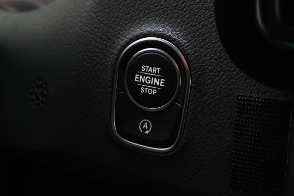 Mercedes-Benz Sprinter 314 2.2 CDI Automaat L2H2 3-Zits, LED, Climate, Camera, Cruise, Navigatie, Bluetooth, Trekhaak, 16''