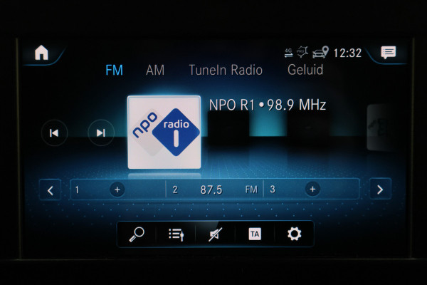 Mercedes-Benz Sprinter 314 2.2 CDI Automaat L2H2 3-Zits, LED, Climate, Camera, Cruise, Navigatie, Bluetooth, Trekhaak, 16''