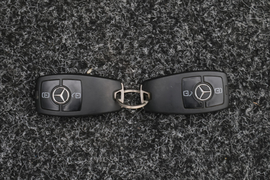 Mercedes-Benz Sprinter 314 2.2 CDI Automaat L2H2 3-Zits, LED, Climate, Camera, Cruise, Navigatie, Bluetooth, Trekhaak, 16''