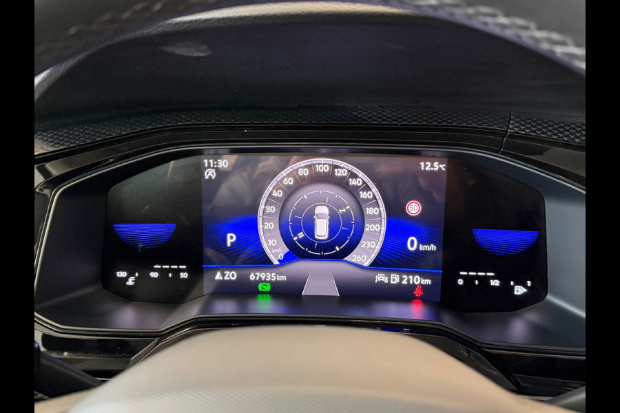 Volkswagen Taigo 1.0 TSI DSG CAMERA NAVIGATIE PDC CRUISE APPLE CARPLAY KEYLESS-GO START/STOP STOELVERWARMING