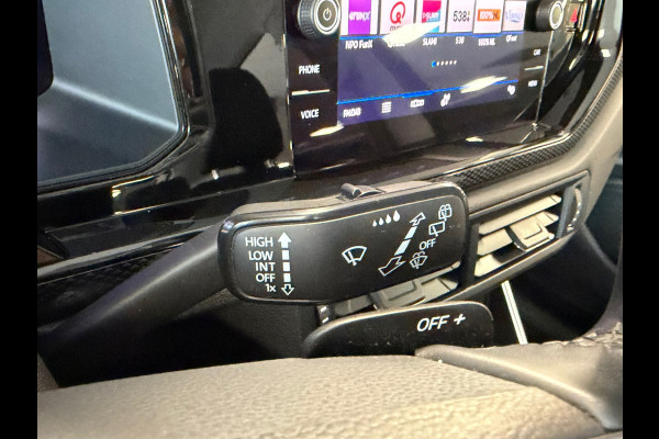 Volkswagen Taigo 1.0 TSI DSG CAMERA NAVIGATIE PDC CRUISE APPLE CARPLAY KEYLESS-GO START/STOP STOELVERWARMING