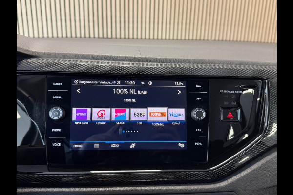 Volkswagen Taigo 1.0 TSI DSG CAMERA NAVIGATIE PDC CRUISE APPLE CARPLAY KEYLESS-GO START/STOP STOELVERWARMING