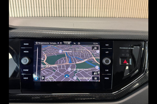 Volkswagen Taigo 1.0 TSI DSG CAMERA NAVIGATIE PDC CRUISE APPLE CARPLAY KEYLESS-GO START/STOP STOELVERWARMING