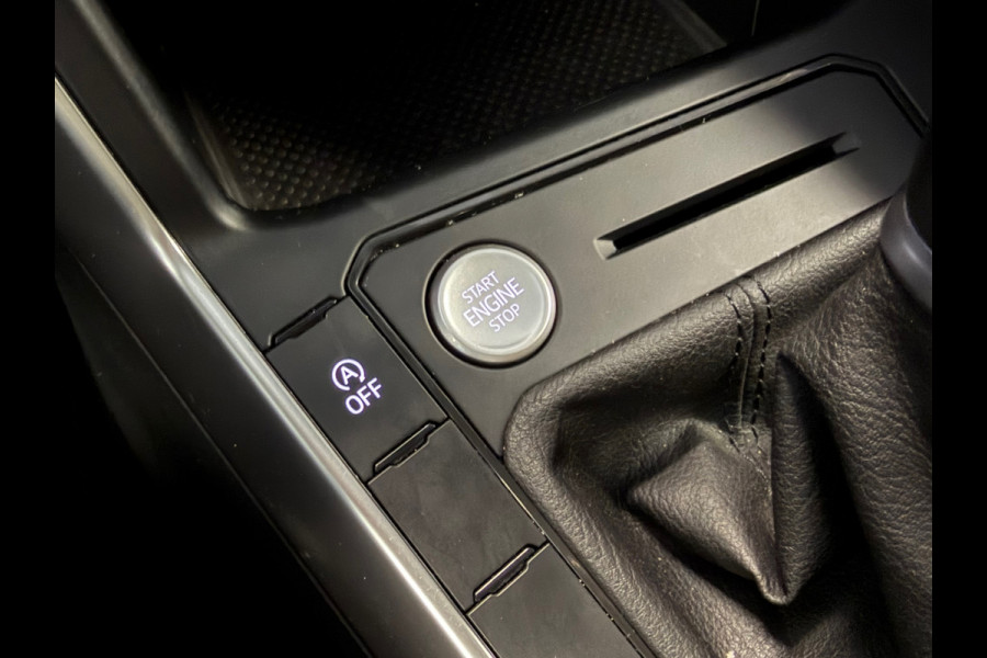 Volkswagen Taigo 1.0 TSI DSG CAMERA NAVIGATIE PDC CRUISE APPLE CARPLAY KEYLESS-GO START/STOP STOELVERWARMING