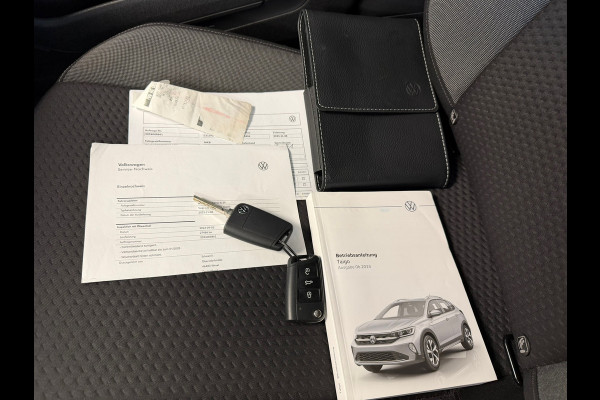 Volkswagen Taigo 1.0 TSI DSG CAMERA NAVIGATIE PDC CRUISE APPLE CARPLAY KEYLESS-GO START/STOP STOELVERWARMING