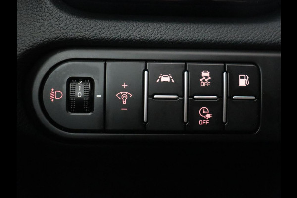 Kia Ceed 1.6 GDI PHEV DynamicPlusLine | SOH 96% | Stoelverwarming | Adaptive cruise | Camera | Carplay | Stuurverwarming | Navigatie | Full LED | Climate control | Half leder | Plug In