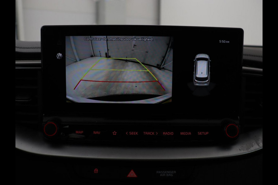 Kia Ceed 1.6 GDI PHEV DynamicPlusLine | SOH 96% | Stoelverwarming | Adaptive cruise | Camera | Carplay | Stuurverwarming | Navigatie | Full LED | Climate control | Half leder | Plug In