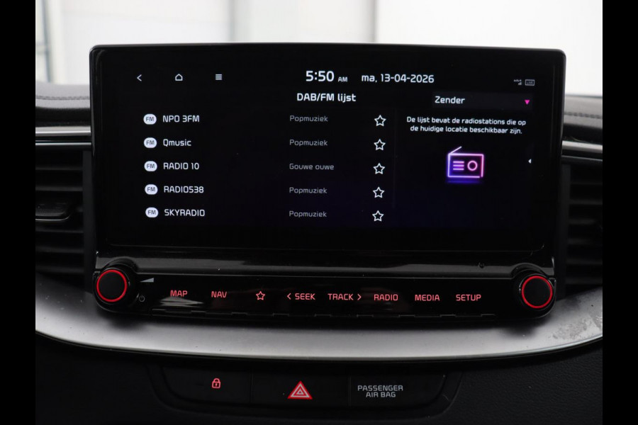 Kia Ceed 1.6 GDI PHEV DynamicPlusLine | SOH 96% | Stoelverwarming | Adaptive cruise | Camera | Carplay | Stuurverwarming | Navigatie | Full LED | Climate control | Half leder | Plug In