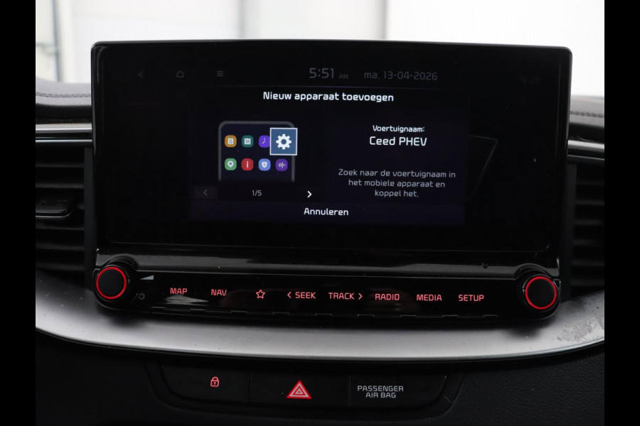 Kia Ceed 1.6 GDI PHEV DynamicPlusLine | SOH 96% | Stoelverwarming | Adaptive cruise | Camera | Carplay | Stuurverwarming | Navigatie | Full LED | Climate control | Half leder | Plug In