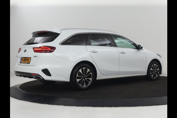 Kia Ceed 1.6 GDI PHEV DynamicPlusLine | SOH 96% | Stoelverwarming | Adaptive cruise | Camera | Carplay | Stuurverwarming | Navigatie | Full LED | Climate control | Half leder | Plug In