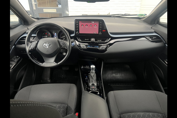 Toyota C-HR 2.0 Hybrid Team D | ACC | CarPlay | Camera | Keyless | 18 inch