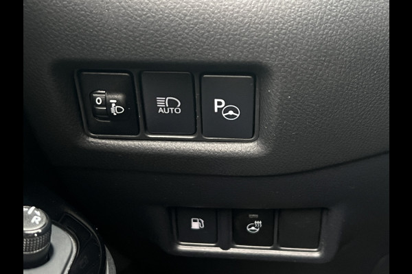 Toyota C-HR 2.0 Hybrid Team D | ACC | CarPlay | Camera | Keyless | 18 inch