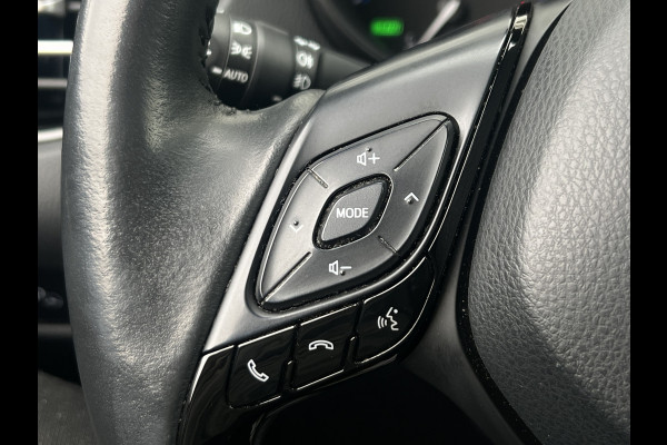 Toyota C-HR 2.0 Hybrid Team D | ACC | CarPlay | Camera | Keyless | 18 inch