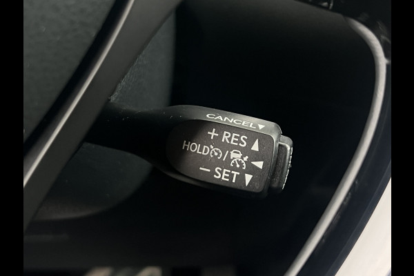 Toyota C-HR 2.0 Hybrid Team D | ACC | CarPlay | Camera | Keyless | 18 inch