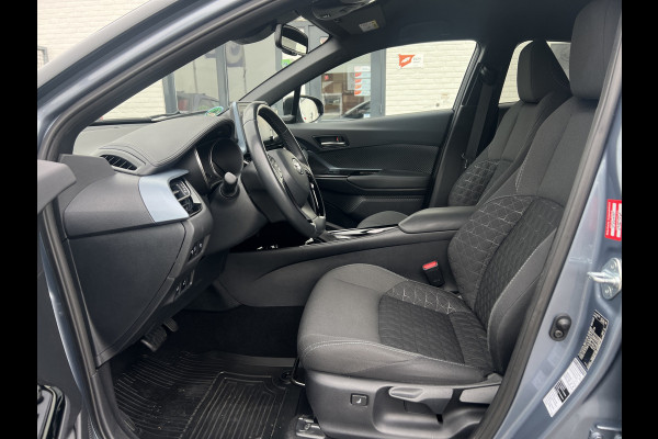 Toyota C-HR 2.0 Hybrid Team D | ACC | CarPlay | Camera | Keyless | 18 inch