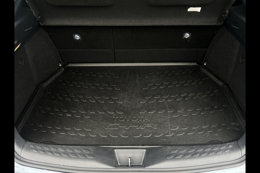 Toyota C-HR 2.0 Hybrid Team D | ACC | CarPlay | Camera | Keyless | 18 inch