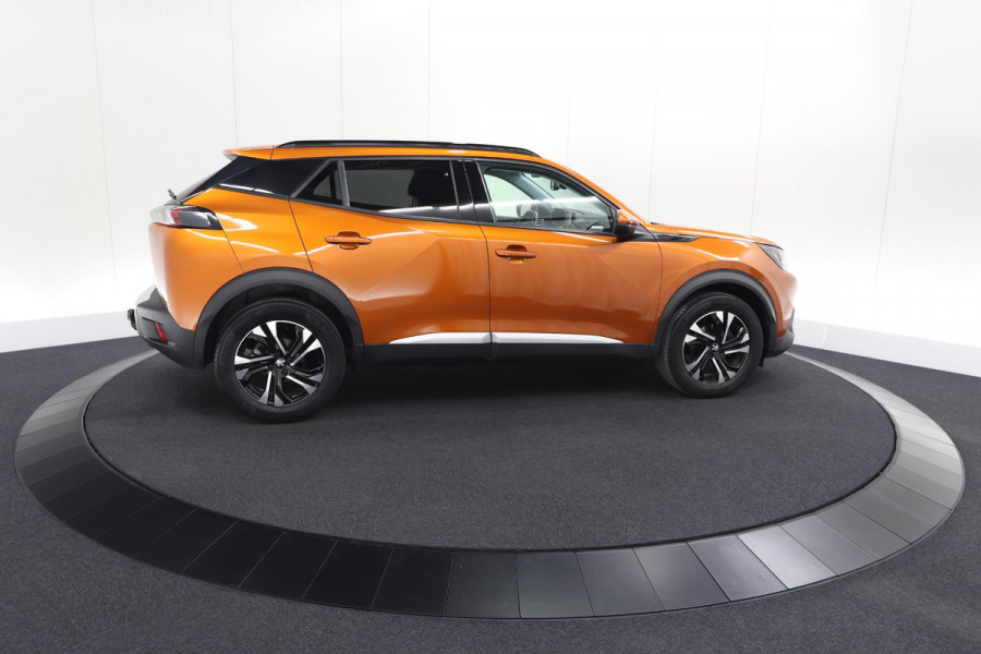 Peugeot 2008 PureTech 100 Allure | Trekhaak | Apple Carplay | Parkeersensoren