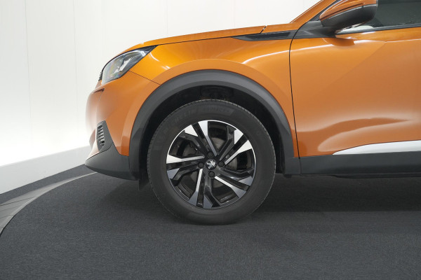 Peugeot 2008 PureTech 100 Allure | Trekhaak | Apple Carplay | Parkeersensoren