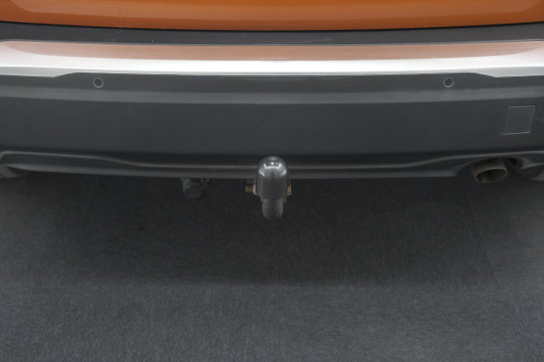 Peugeot 2008 PureTech 100 Allure | Trekhaak | Apple Carplay | Parkeersensoren