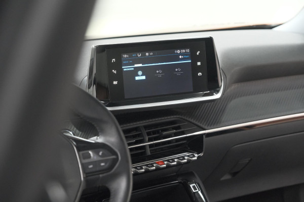 Peugeot 2008 PureTech 100 Allure | Trekhaak | Apple Carplay | Parkeersensoren