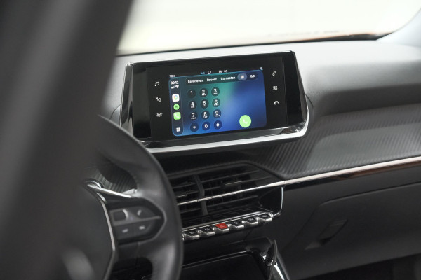 Peugeot 2008 PureTech 100 Allure | Trekhaak | Apple Carplay | Parkeersensoren