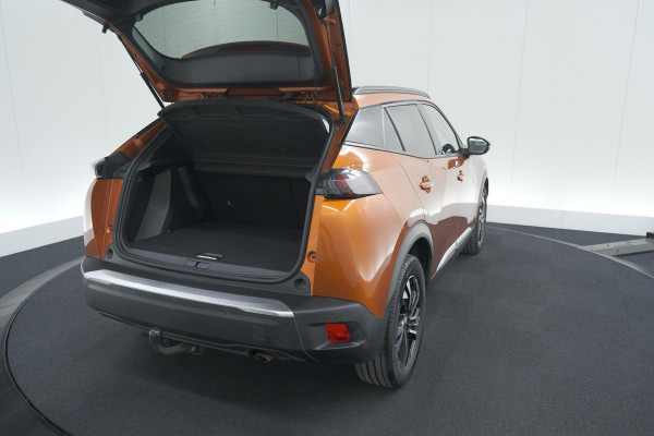 Peugeot 2008 PureTech 100 Allure | Trekhaak | Apple Carplay | Parkeersensoren