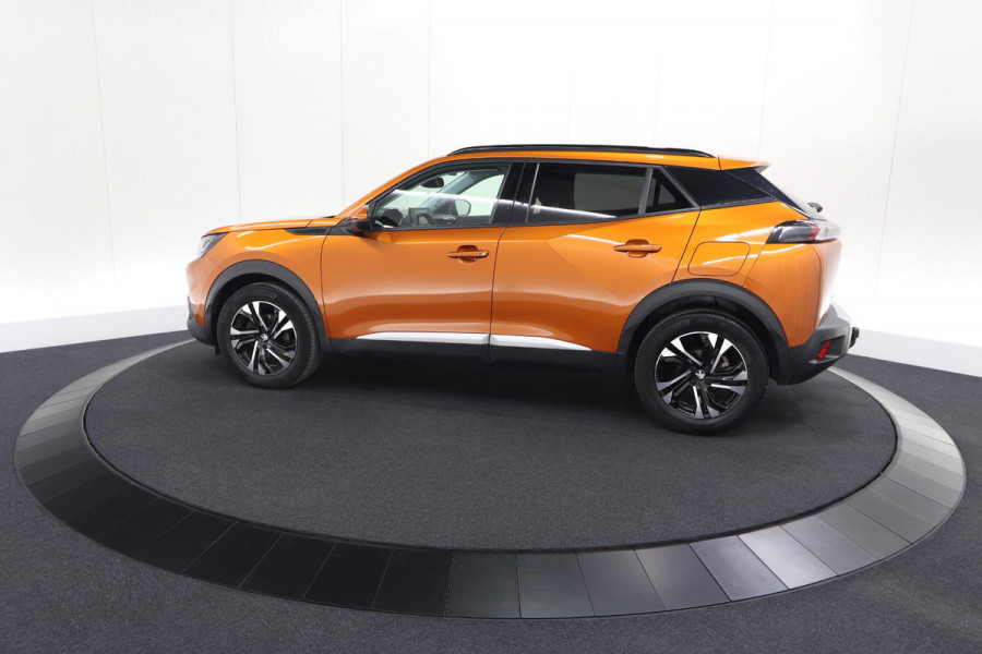 Peugeot 2008 PureTech 100 Allure | Trekhaak | Apple Carplay | Parkeersensoren