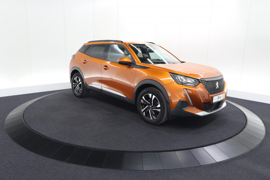 Peugeot 2008 PureTech 100 Allure | Trekhaak | Apple Carplay | Parkeersensoren