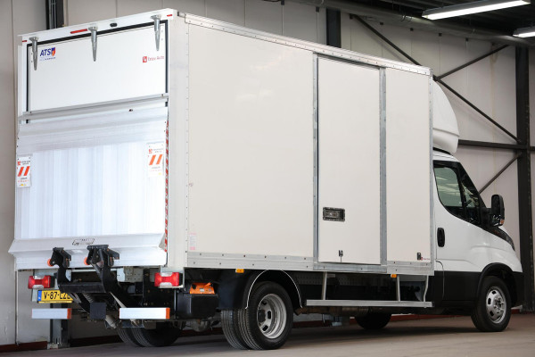 Iveco 35C16 3.0 BAKWAGEN MET ZIJDEUR EN LAADKLEP