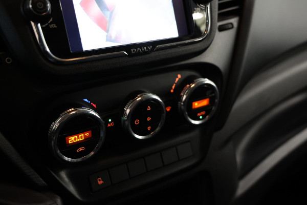 Iveco 35C16 3.0 BAKWAGEN MET ZIJDEUR EN LAADKLEP