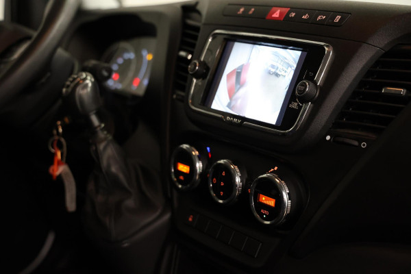 Iveco 35C16 3.0 BAKWAGEN MET ZIJDEUR EN LAADKLEP