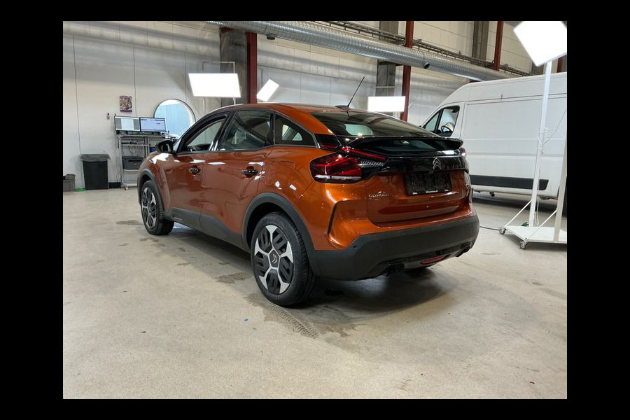 Citroën C4 1.2-130 pk Puretech Shine AUTOMAAT ! Autm. airco, Navigatie, Cruise Control, Climate Control, Lane assist, Stoelverwarming, Camera, Apple CarPlay/Android auto etc.