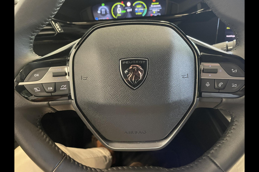 Peugeot 308 SW 1.6 PHEV 180pk Active Pack Business Navigatie Carplay PDC VA + Camera 17" LM Velgen Adaptive Cruise Control Full LED Virtual Cockpit