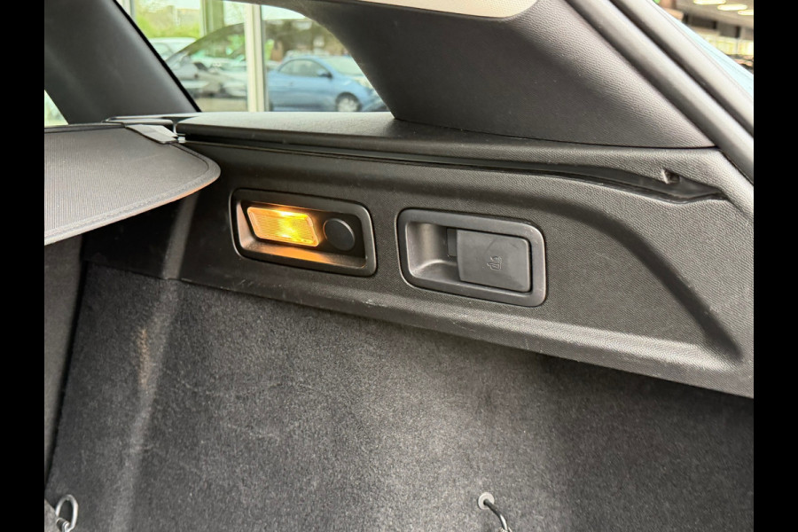 Peugeot 308 1.2 PureTech Active 110 Pk | Navi Carplay | Climate | Cruise | 16".