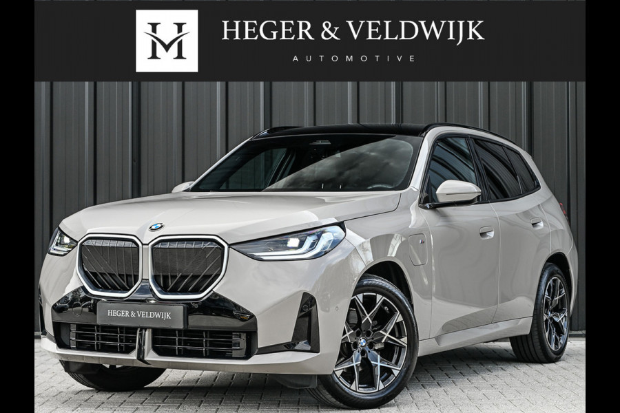 BMW X3 30e xDrive M-sport | Panorama dak | Head-Up | Camera | Comfort access | Ambiance interieur | Trekhaak |
