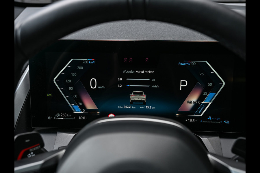 BMW X3 30e xDrive M-sport | Panorama dak | Head-Up | Camera | Comfort access | Ambiance interieur | Trekhaak |