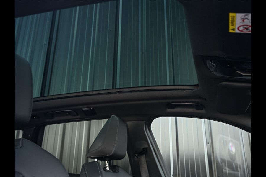 BMW X3 30e xDrive M-sport | Panorama dak | Head-Up | Camera | Comfort access | Ambiance interieur | Trekhaak |