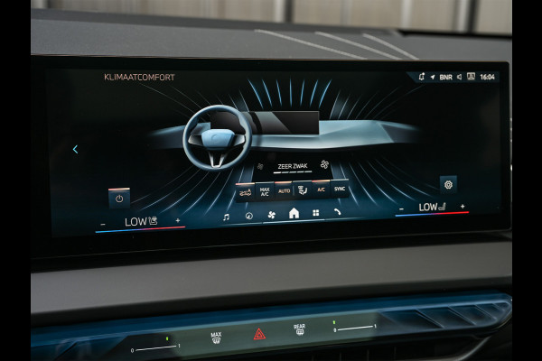 BMW X3 30e xDrive M-sport | Panorama dak | Head-Up | Camera | Comfort access | Ambiance interieur | Trekhaak |