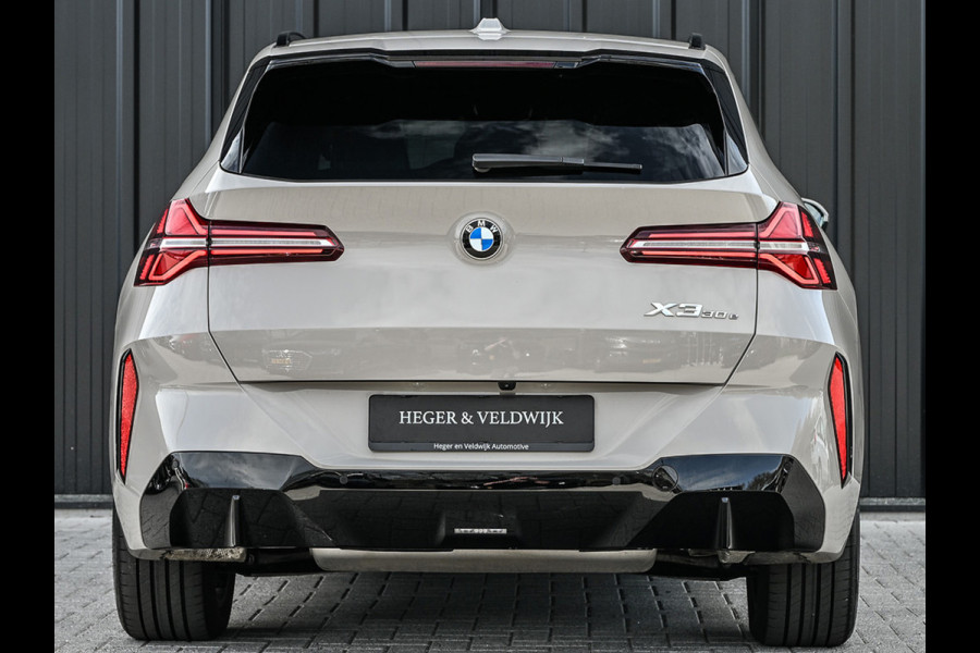 BMW X3 30e xDrive M-sport | Panorama dak | Head-Up | Camera | Comfort access | Ambiance interieur | Trekhaak |
