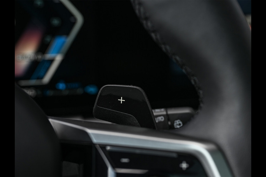 BMW X3 30e xDrive M-sport | Panorama dak | Head-Up | Camera | Comfort access | Ambiance interieur | Trekhaak |