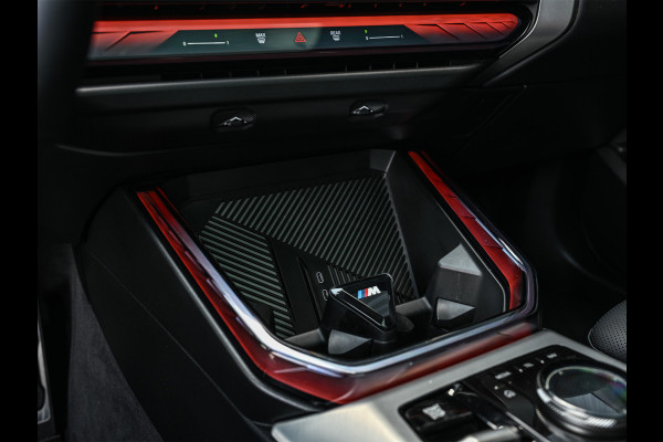 BMW X3 30e xDrive M-sport | Panorama dak | Head-Up | Camera | Comfort access | Ambiance interieur | Trekhaak |