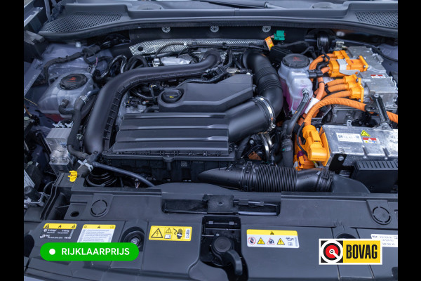 CUPRA Formentor 1.5 TSI e-Hybrid Business 204 PK | El.verst. stoel met geheugen | Stoel- stuurverwarming | 360 camera Adaptive cruise, Travel-assist'Navigatie, Aplle carplay/Android auto, All-season