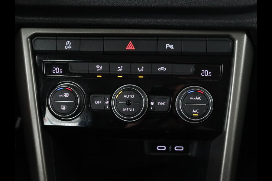 Volkswagen T-Roc 1.0 TSI Style Business | Trekhaak | Camera | Adaptive cruise | Carplay | Navigatie | Side Assist | Climate control | DAB | Parkeerhulp | Bluetooth