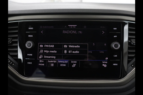 Volkswagen T-Roc 1.0 TSI Style Business | Trekhaak | Camera | Adaptive cruise | Carplay | Navigatie | Side Assist | Climate control | DAB | Parkeerhulp | Bluetooth